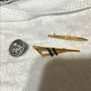Vintage Elegant Gold and Silver tie tacks